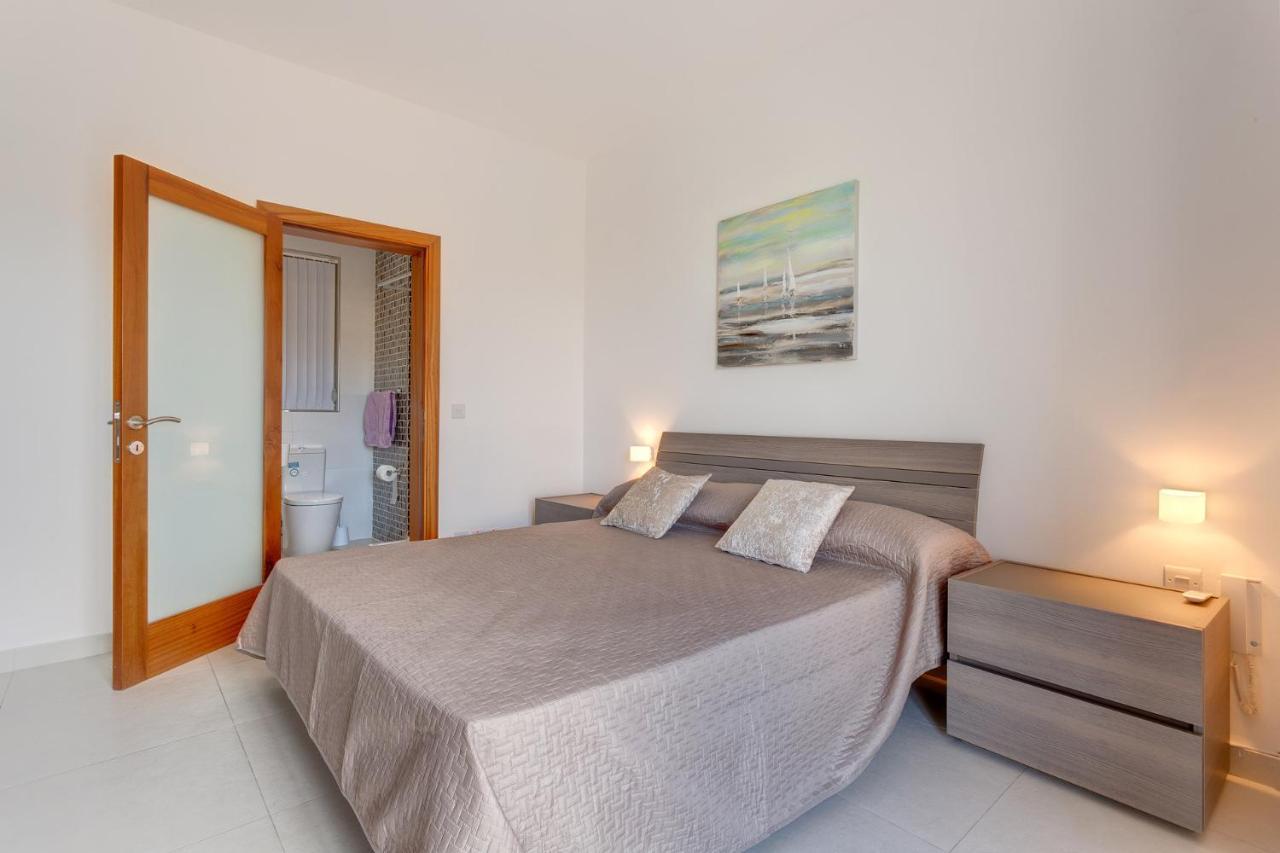 Modern Apartment In The Best Location, Perfect For Families Sliema Exterior foto